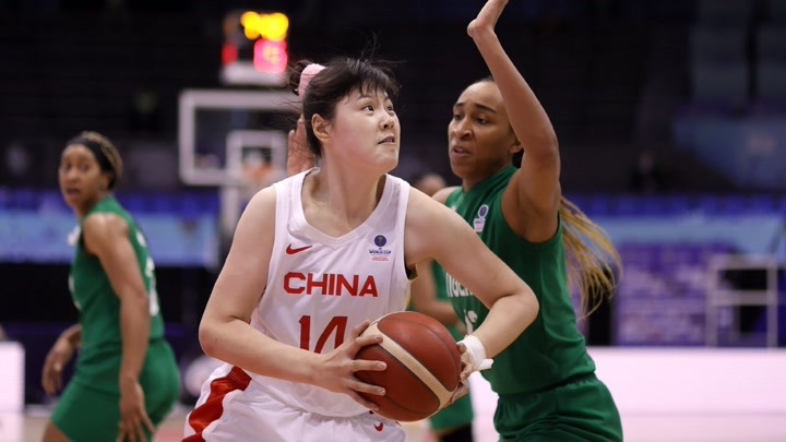 中国女篮激战法国：剑指3连胜，昂首挺进澳大利亚！