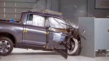 皮卡车碰撞测试，福特F150、道奇Ram、丰田Tundra、日产Titan...