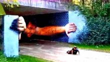 绘画大师在隧道口画巨人，不料画像太逼真，路人的反应全程高能！