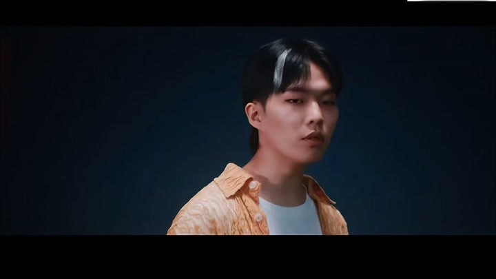 乐童音乐家 x IU《NAKKA》MV公开！