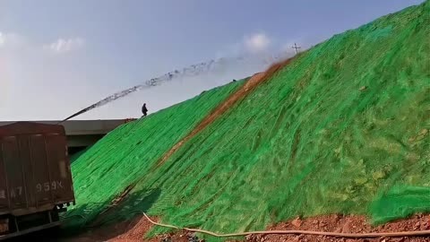 三维网喷播植草护坡,边坡喷播植草施工方案,护坡喷播植草造价