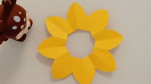 太阳花折纸,一起来折个太阳花吧
